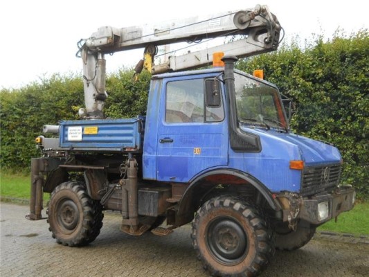 Picture Live-Auktion Mercedes-Benz Unimog 424