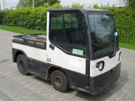 Bild Auktion Schlepper Linde P 250