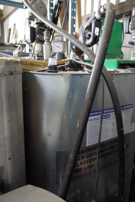 Picture Auktion Vorrats- und EntsorgungstankSchütz