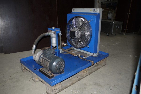 Picture Auktion Wärmetauscher Öl/Luft Emmegi / Hydac