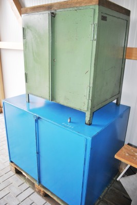Picture Auktion 2 x Werkstattschrank Metall