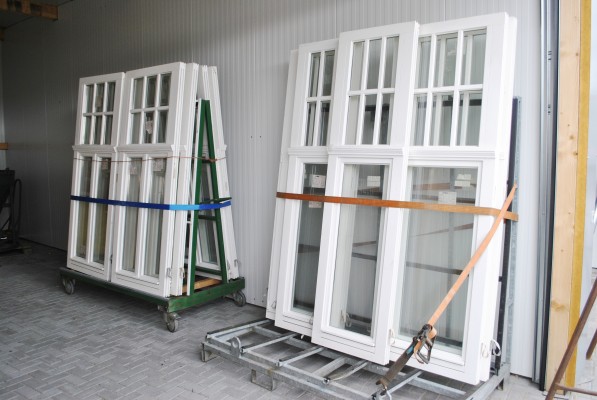 Bild Auktion Position Einbaufenster weiß