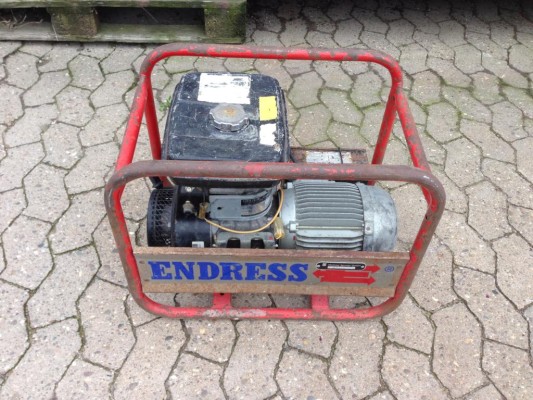 Bild Notstromaggregat, Endress